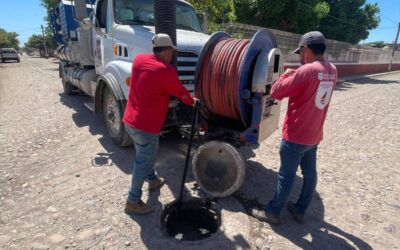 #Drenaje|| En la comunidad de #Sayulilla personal de Oromapas Acaponeta acuidó para realizar labores de limpieza en el sistema de drenaje.