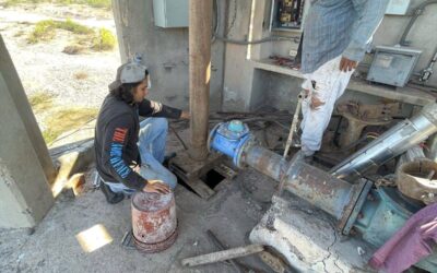 #agua || Personal de Oromapas Acaponeta durante la mañana del domingo trabajaron para dar mantenimiento a la galería filtrante.